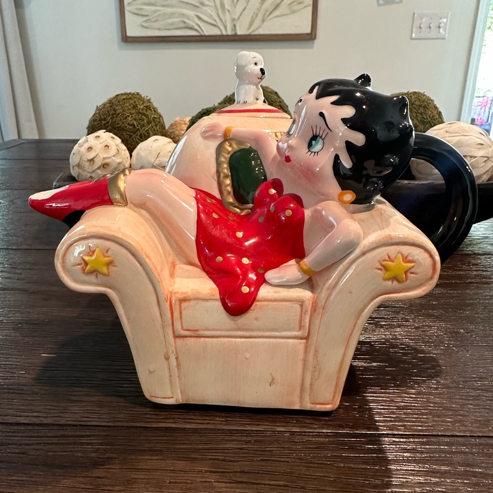 Betty Boop Tea Pot